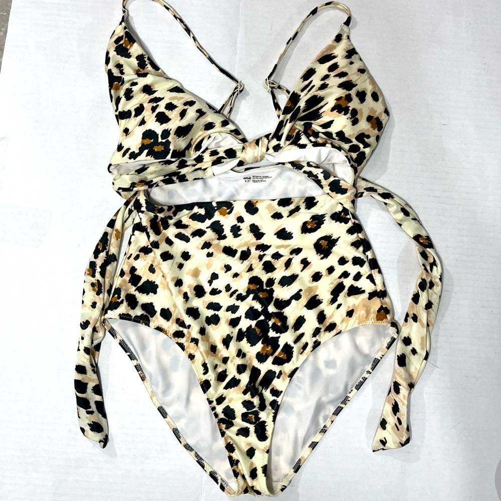 AERIE WRAP ONE PIECE SWIM SUIT (644)